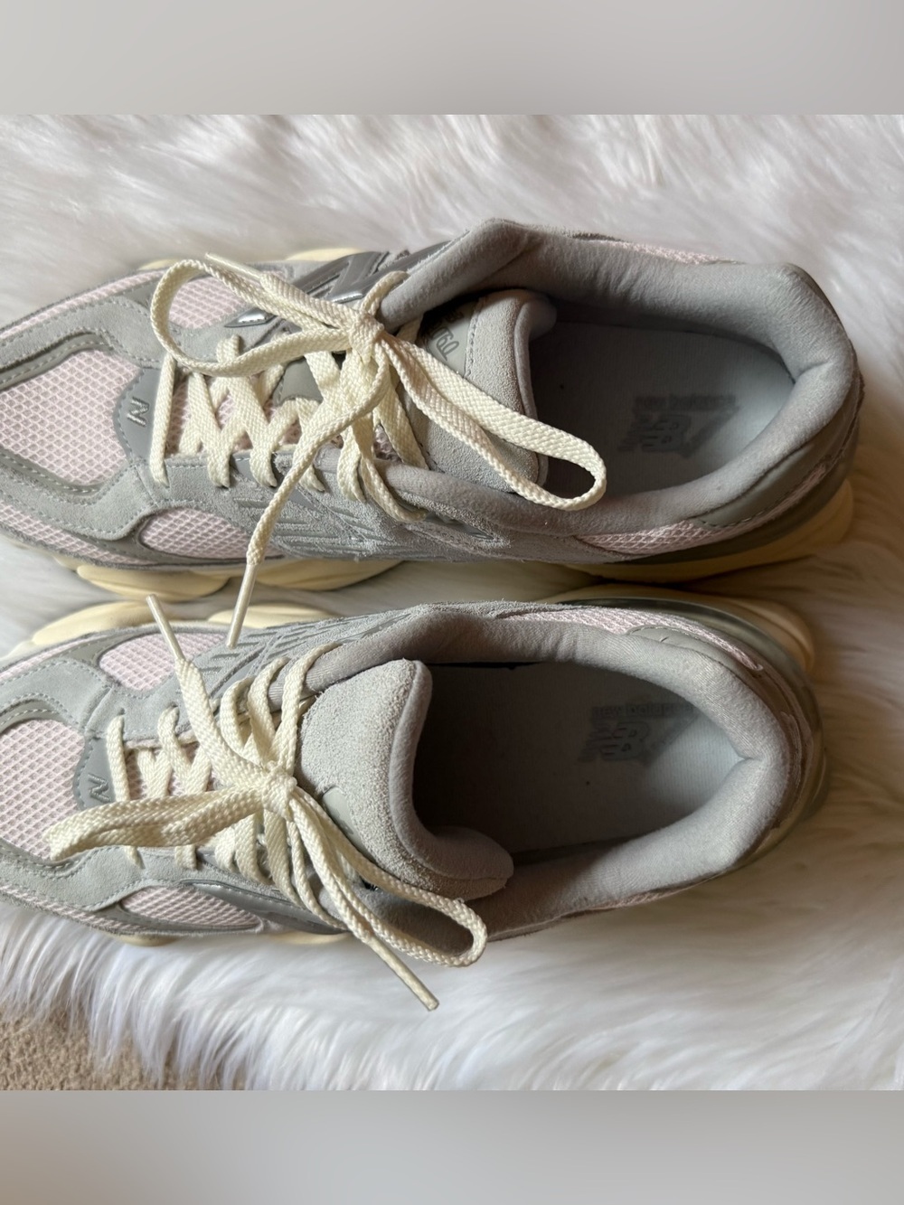 New Balance 9060 Granite Grey/Pink Sneakers M 10.5/ W 12 Worn Once - Picture 7 of 11